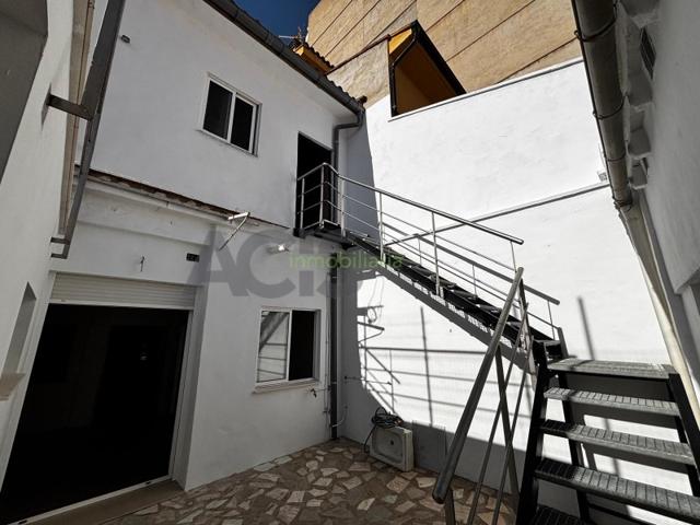 Casa En venta en Alginet photo 0