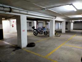 Parking En venta en Malilla photo 0