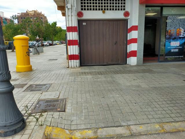 Parking En venta en Malilla photo 0