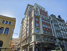 Local En venta en Oviedo photo 0