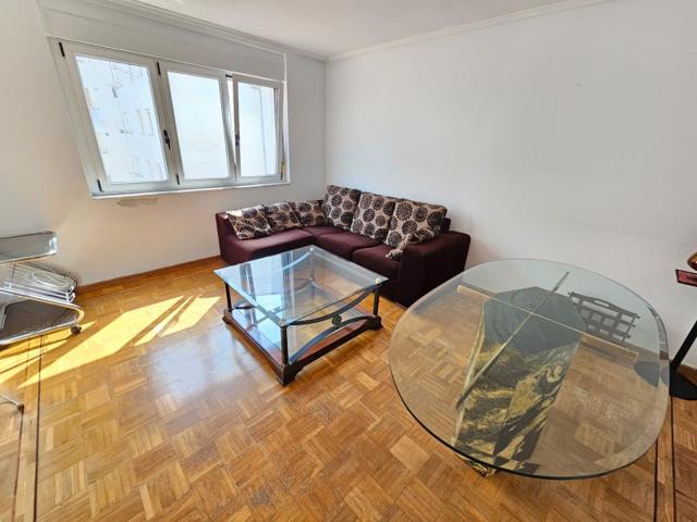 Piso En venta en Avilés photo 0