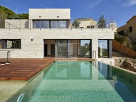 Casa En venta en Lloret De Mar photo 0