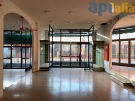 Local En venta en Lloret De Mar photo 0