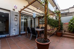 ¡Tu nuevo hogar en l’Eixample! Planta baja única en Sabadell photo 0