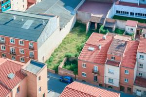 Parcela de 304 m² junto Avda Barberà photo 0