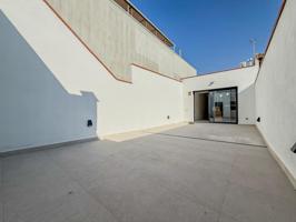 Casa reformada a estrenar con patio de 65 m² photo 0