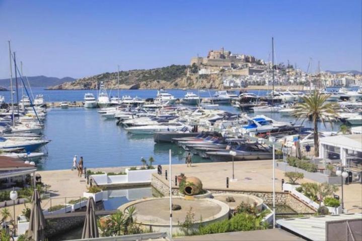 Piso En alquiler en Alquiler Piso En Ibiza Marina Botafoch , Ibiza photo 0