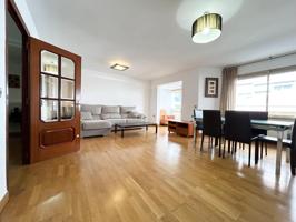 MAGNIFICA VIVIENDA EN ALQUILER DE LARGA DURACIÓN EN EL CENTRO DE ALICANTE photo 0