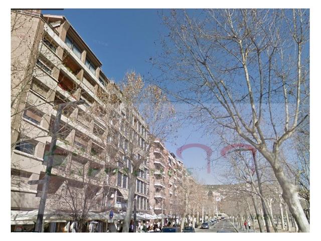 Piso En venta en Centro - Sagrario, Granada photo 0