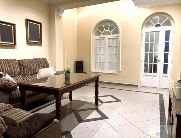 Unifamiliar Pareada En venta en Bollullos Par Del Condado, Bollullos Par Del Condado photo 0