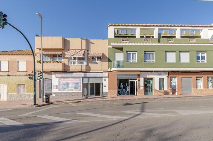 ¡Atención empresarios y emprendedores! Local junto hospital LOS PINOS photo 0