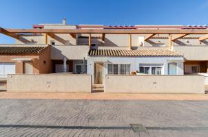 Roche, a sólo unos minutos de Cartagena, chalet adosado con piscina y parcela. photo 0