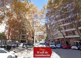 ¿Buscas piso grande en el centro? Este lo tiene todo photo 0