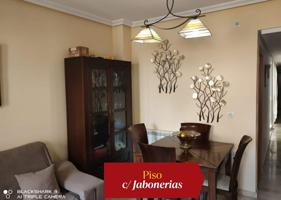 Encantador piso año 2010 en calle Sagasta, con vistas a calle del Carmen photo 0