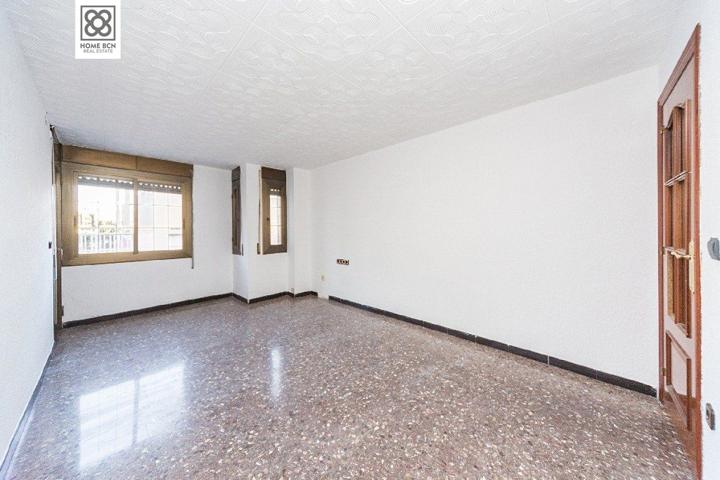 PISO EN VENTA EN CALLE SEVILLA, BADALONA photo 0