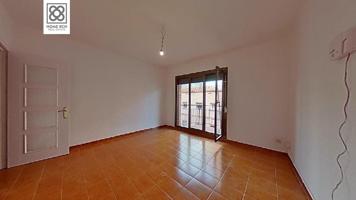 PISO EN VENTA EN CALLE VIDAL I GUASCH photo 0