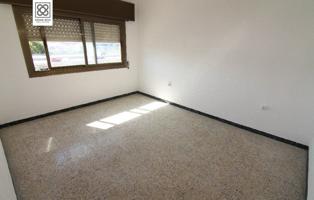 PISO VENTA AV CORTS CATALANES photo 0