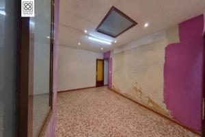 PISO EN VENTA EN CALLE SANT ANTONI ABAT, BATRCELONA photo 0