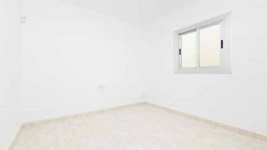 PISO EN VENTA CON INQUILINO EN C- SANT JORDI - MATARÓ photo 0