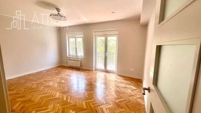 Alquiler piso sin amueblar, Salesas, Salamanca. photo 0