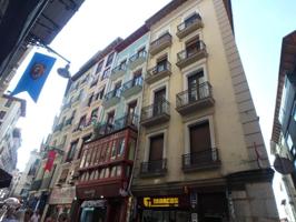 Precioso piso en el corazón del casco viejo de Pamplona photo 0
