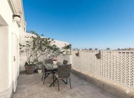 MAGNIFICO ATICO CON TERRAZA Y PRECIOSAS VISTAS photo 0