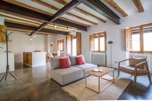 Luminoso y Reformado piso en el centro de la ciudad. photo 0