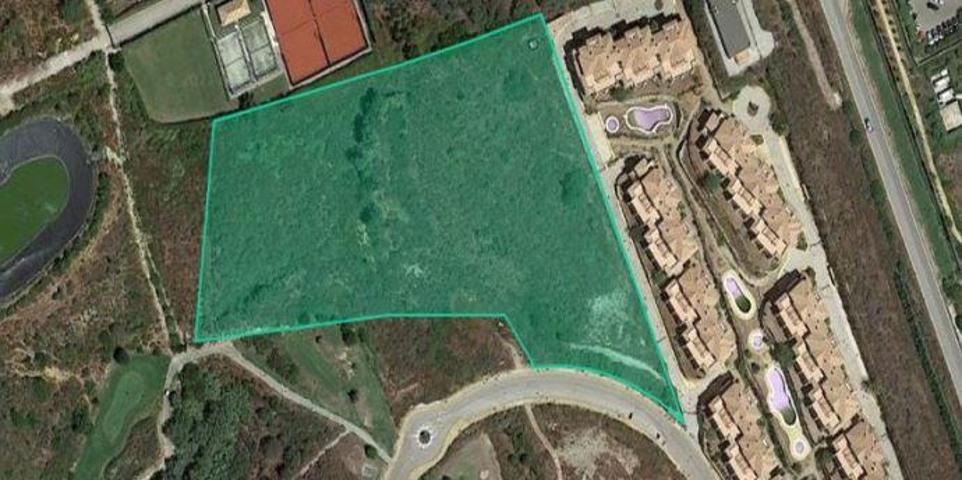Terreno en venta en Casares de 8747 m2 photo 0