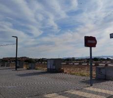 Terreno en venta en Marchamalo de 185 m2 photo 0