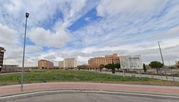 Terreno en venta en Azuqueca de Henares de 4227 m2 photo 0