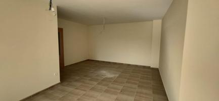 Piso en venta en Consuegra de 106 m2 photo 0