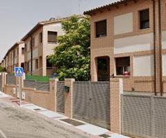 Casa - Chalet en venta en Villaluenga de la Sagra de 160 m2 photo 0