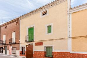 Casa adosada en venta en Huerta de Valdecarabanos, Toledo photo 0