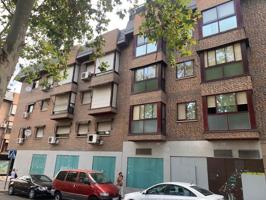 Local comercial en venta en Madrid photo 0