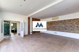 Casa independiente en venta en Sant Llorenç Savall, Barcelona photo 0