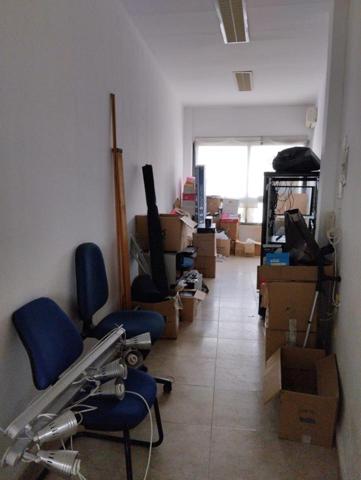Local comercial en venta en Calle Eulalia Saquillo, Torrejón de la Calzada photo 0