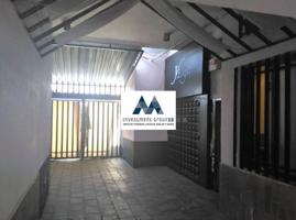 Local comercial en venta en Algete, Madrid photo 0
