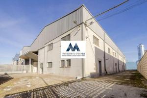 Nave industrial en venta en Calle Ramon y Cajal, Daganzo de Arriba photo 0