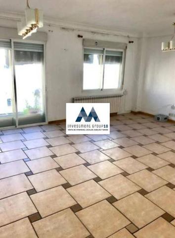 Piso en venta en Calle Jeronima Llorente, Madrid photo 0