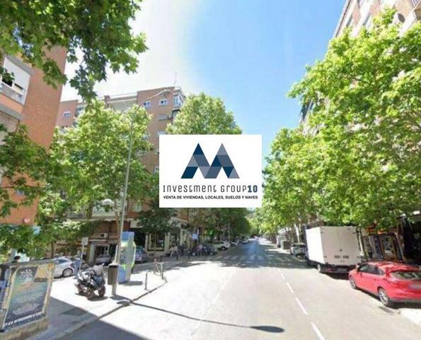 Local comercial en Calle Clara del Rey, Madrid photo 0