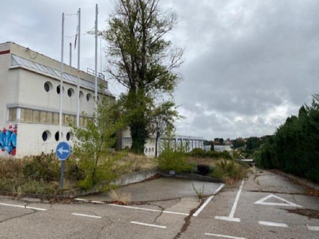Nave Industrial en venta en Tres Cantos de 6827 m2 photo 0