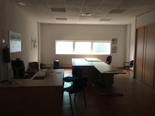 Nave Industrial en venta en Getafe de 2975 m2 photo 0