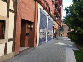 Local en venta en Madrid de 85 m2 photo 0