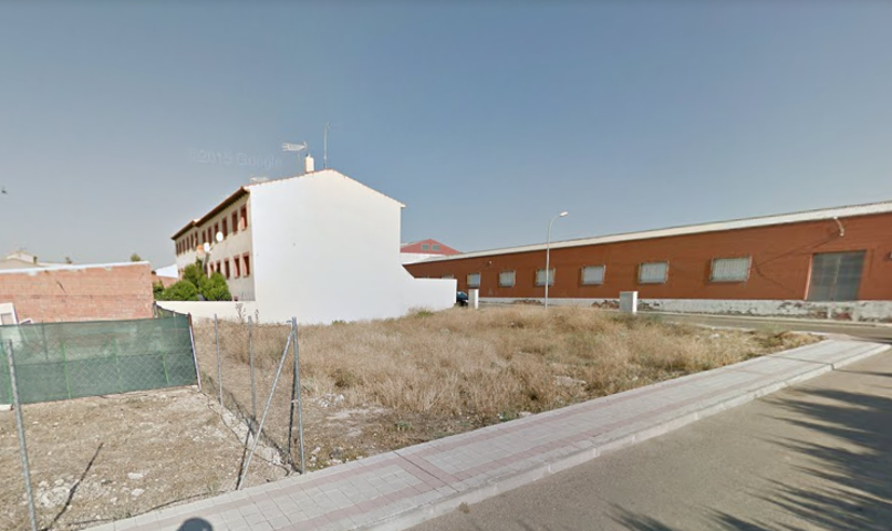 Terreno en venta en Añover de Tajo de 150 m2 photo 0