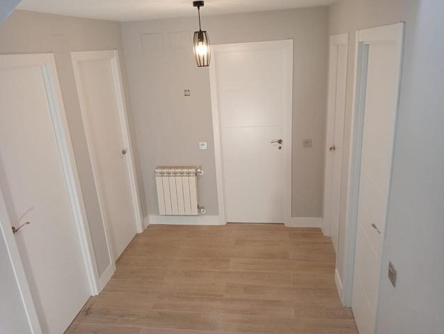 Casa - Chalet en venta en Alameda de la Sagra de 244 m2 photo 0