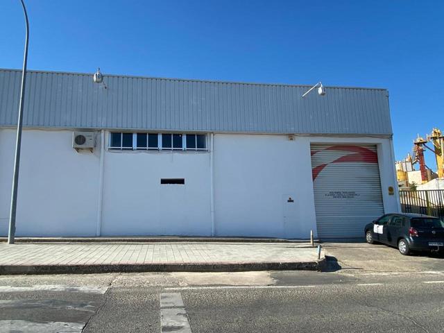Nave Industrial en venta en Alameda de la Sagra de 1032 m2 photo 0