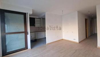 Edificio en venta en Puente la Reina de Jaca de 8586 m2 photo 0