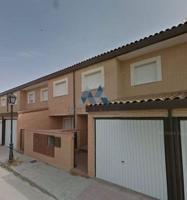 Casa - Chalet en venta en Huerta de Valdecarábanos de 178 m2 photo 0