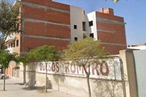 Edificio en venta en Ocaña de 1050 m2 photo 0