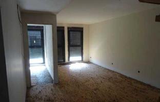 Edificio en venta en Fuensalida de 44 m2 photo 0